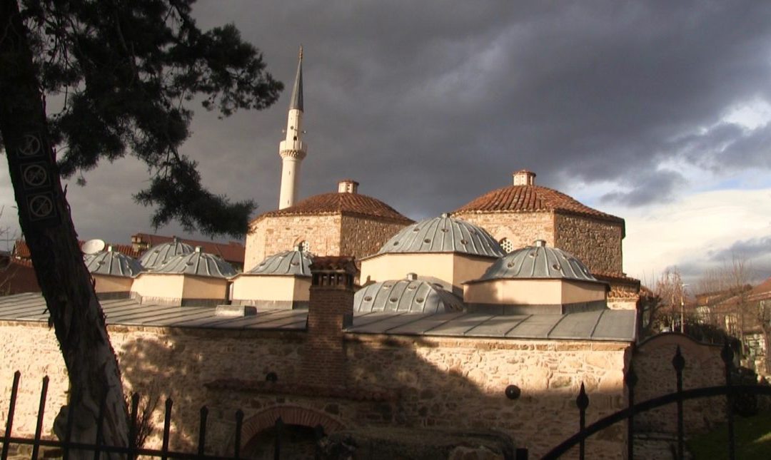 Autencitetin e Prizrenit po e rrezikon mosrespektimi i ligjit