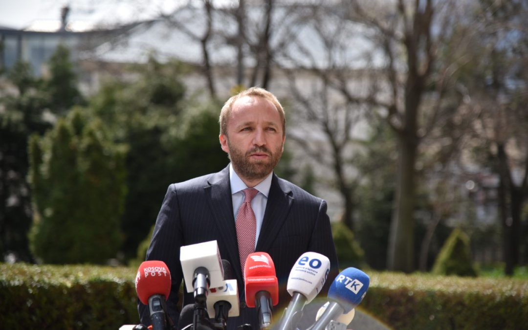 Tahiri: Për Kurtin më e rëndësishme fushata në Shqipëri sesa jeta e qytetarëve tanë