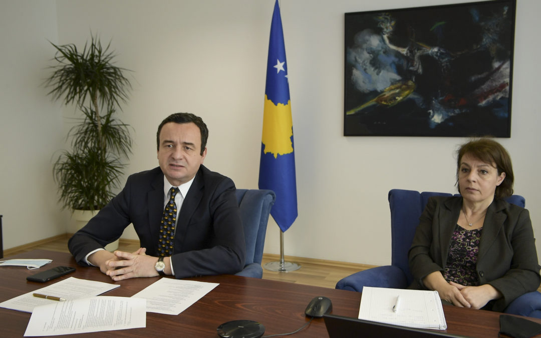 Kryeministri Kurti njoftoi udhëheqësit e misioneve diplomatike të BE-së me prioritetet e Qeverisë