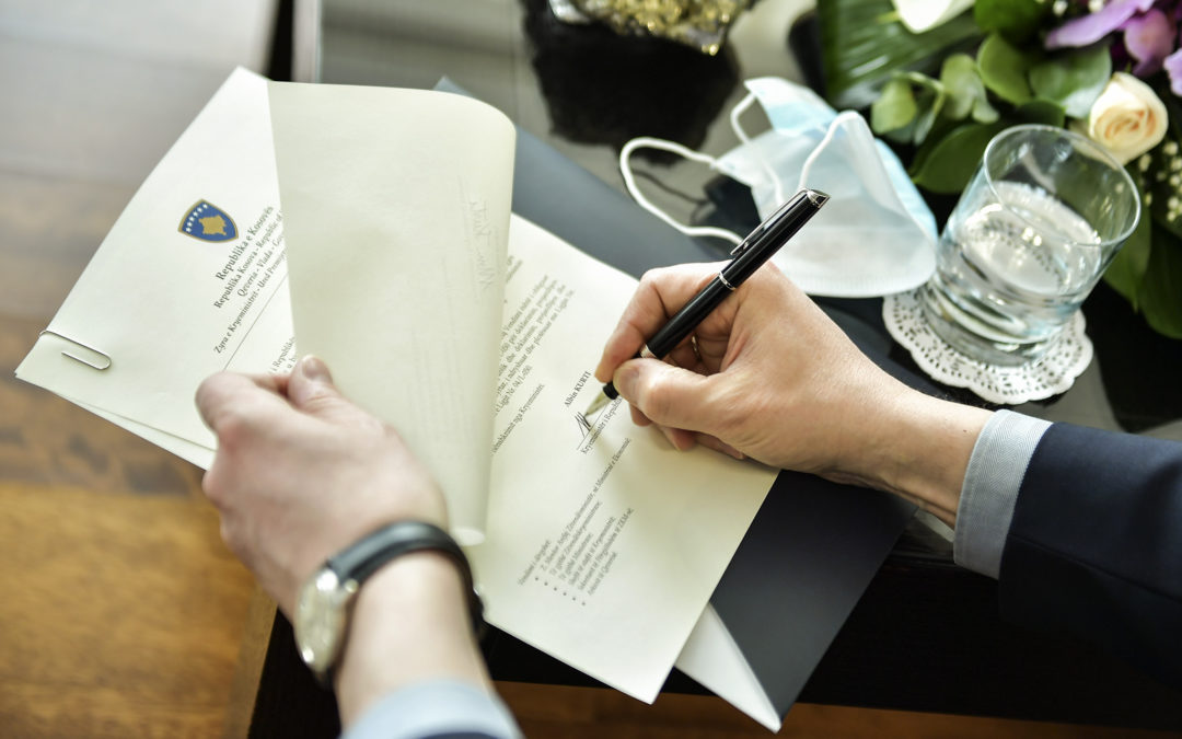 Kryeministri Kurti emëron zëvendësministra në dy Ministri