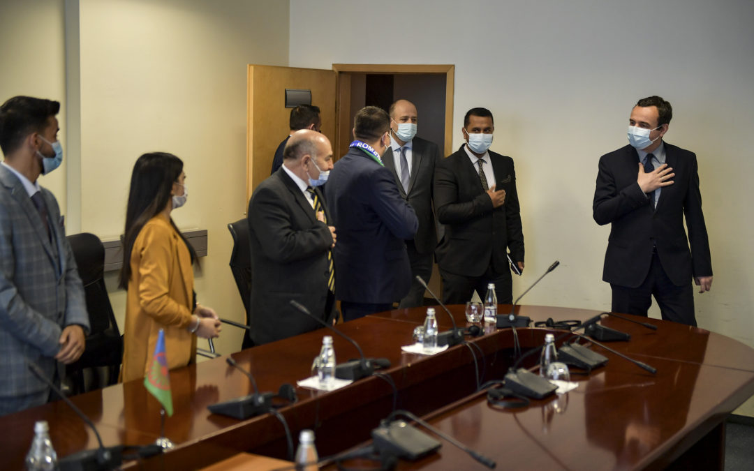 Kryeministri Kurti uron Ditën Ndërkombëtare të Romëve