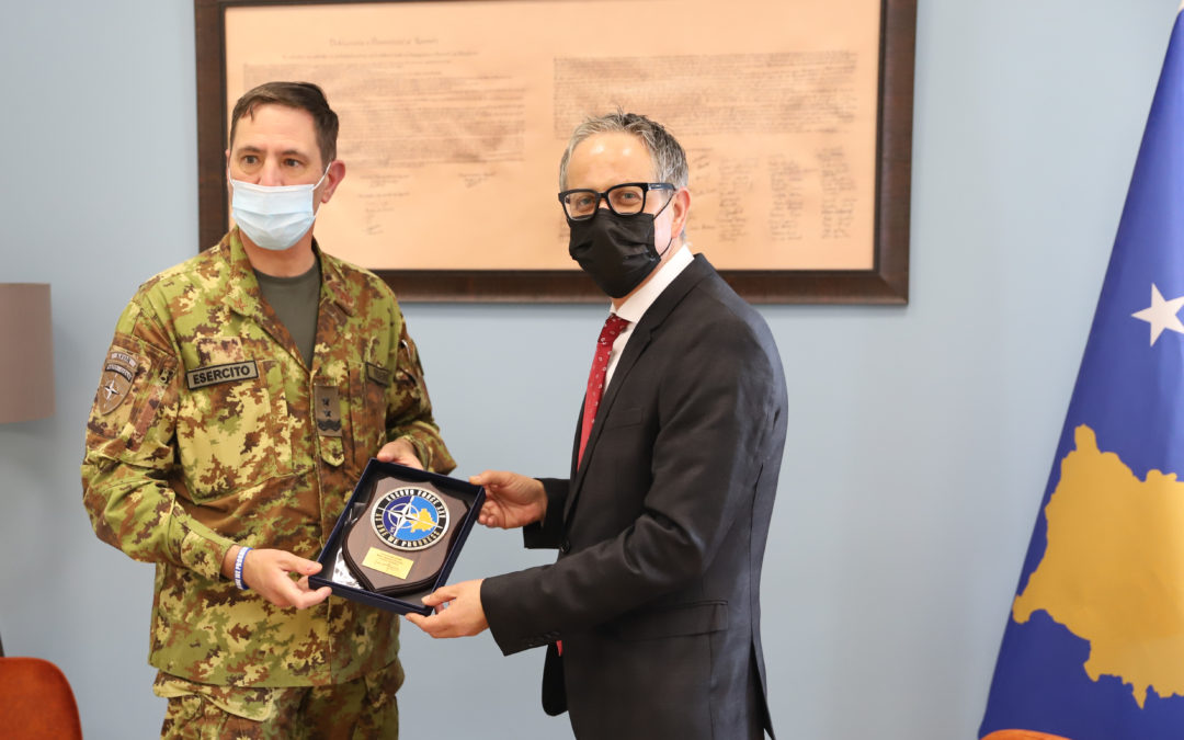 Vitia falënderon KFOR për përkrahjen dhënë përveç tjerash edhe sektorit të shëndetësisë