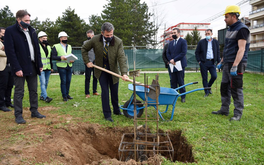 Vëhet gurthemeli për ndërtimin e Zyrës së Punësimit në Gjakovë