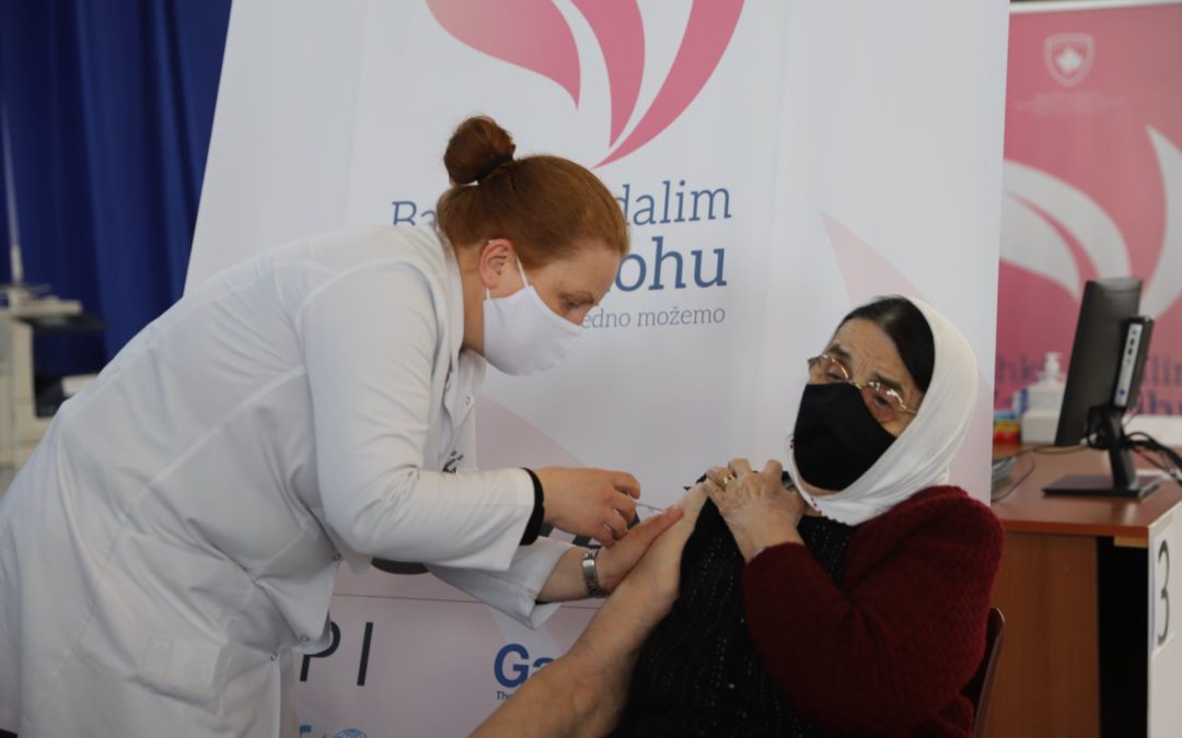 ShSKUK: Në ditët në vijim doza të tjera të vaksinës do të arrijnë në Kosovë