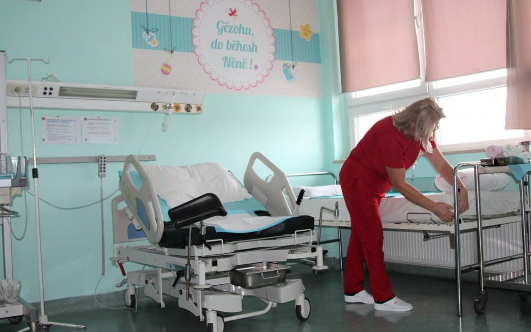 ShSKUK: Në Klinikën e Gjinekologjisë gjatë vitit 2021 u lindën 8 mijë e 984 foshnje