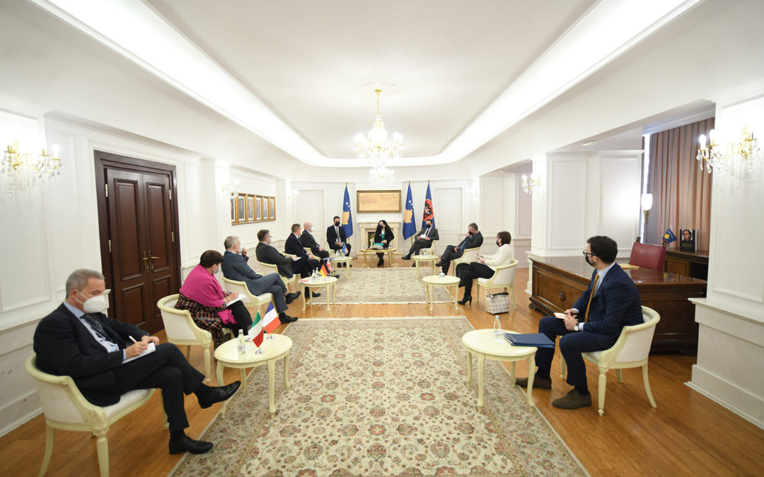 Hapja e qendrave të votimit të Serbisë në territorin e Kosovës përbën shkelje të Kushtetutës dhe ligjeve të Kosovës