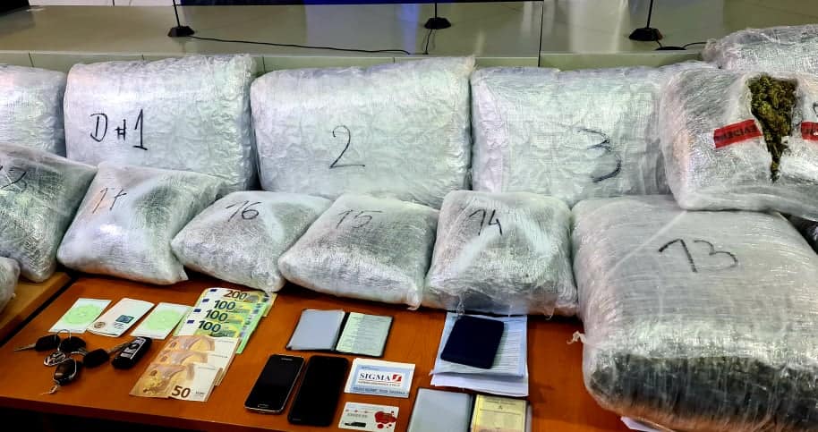 Policia: Konfiskohen mbi 90 kg marihuanë dhe arrestohet një i dyshuar