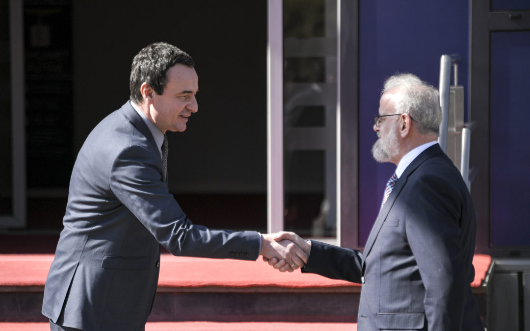 Kurti- Xhaferi: Qëndrimet e Kosovës dhe Maqedonisë së Veriut të forcohen me bashkëpunim të ndërsjellë