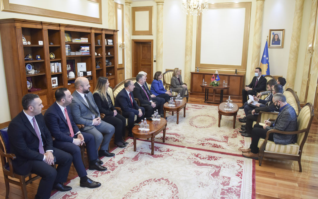 Konjufca: Kosova dhe Shqipëria të veprojnë si një trup i vetëm