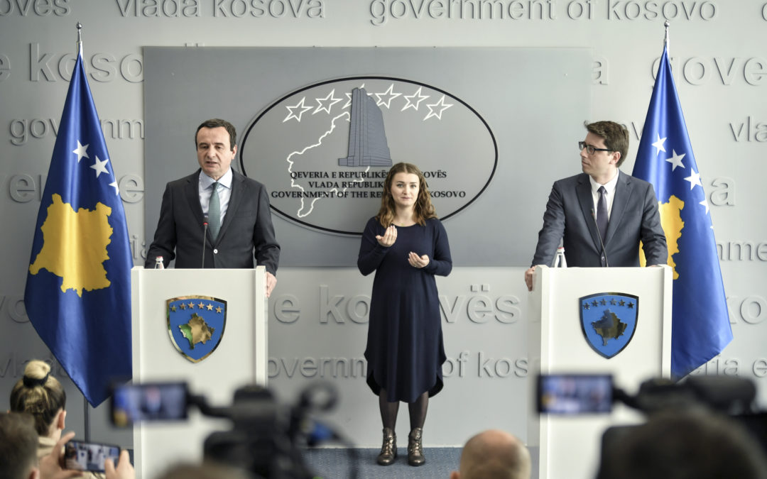 Kryeministri Kurti: Për muajin prill ndahen nga 100 euro për sektorin publik, privat, pensionistët dhe studentët