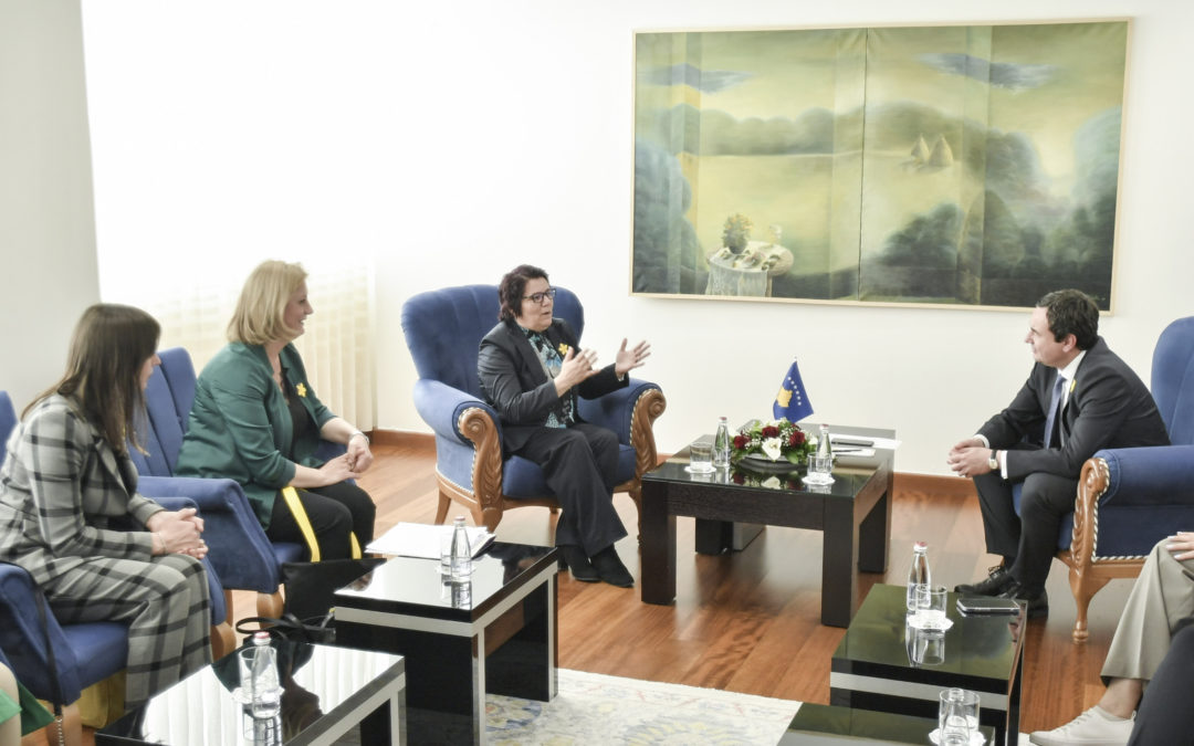 Kurti: Të mbijetuarit e dhunës seksuale gjatë luftës në Kosovë do të kenë përkrahje të vazhdueshme