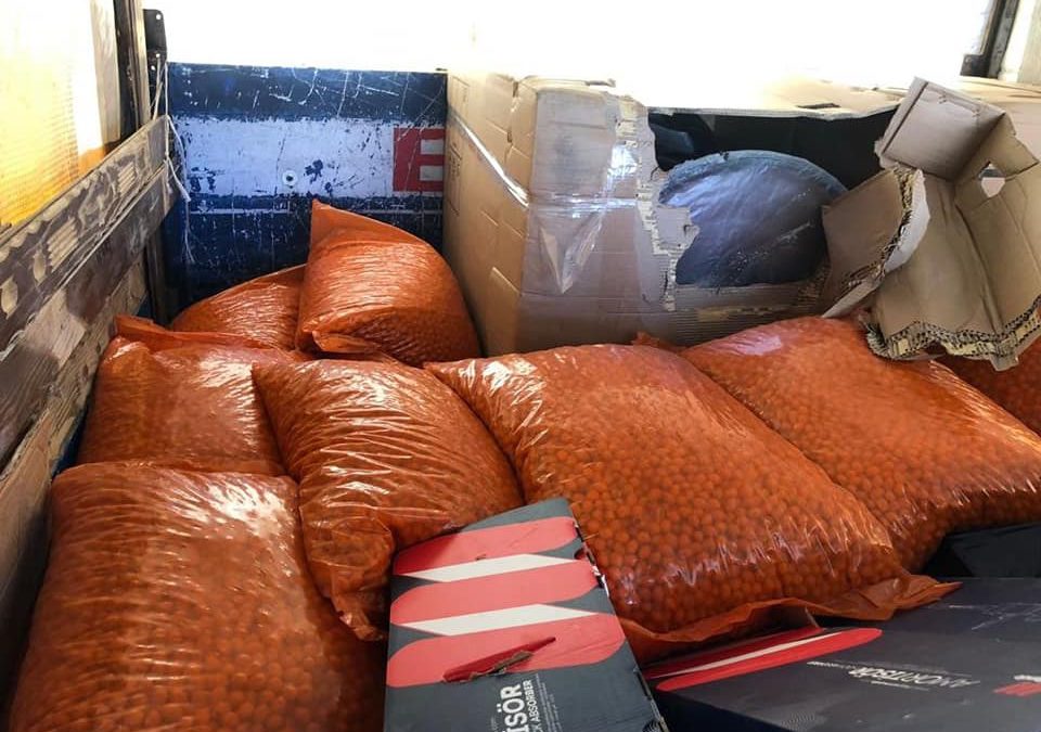 Policia kufitare parandalon kontrabandë në kufi, sekuestrohen mallra të ndryshme komerciale