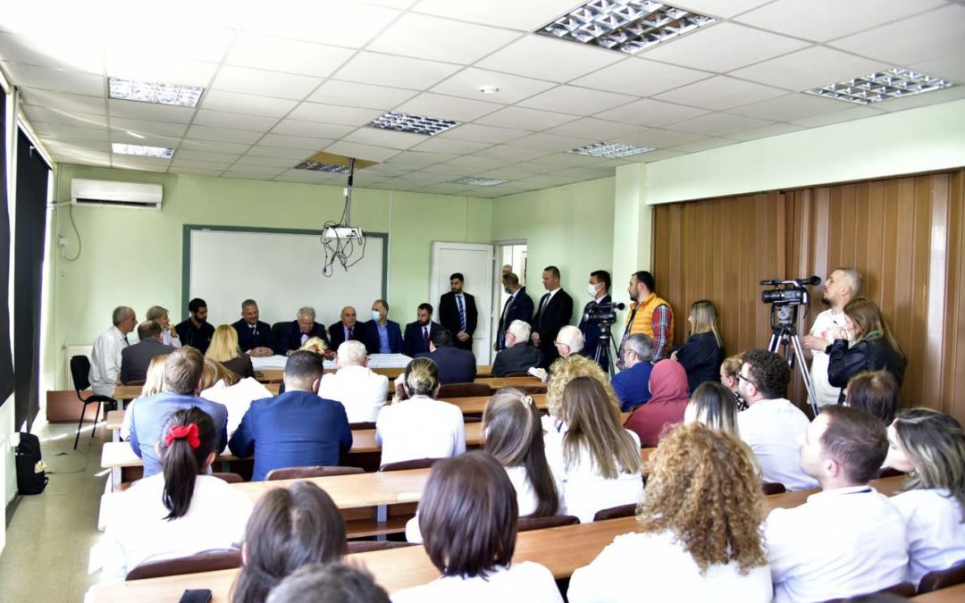 Kosova e Izraeli bisedojnë për rritjen e bashkëpunimit në shëndetësi