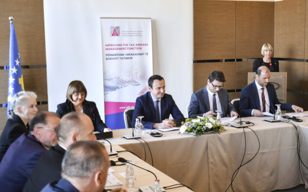 Kurti merr pjesë në Konferencën e parë rajonale për përmirësimin e menaxhimit të borxhit tatimor