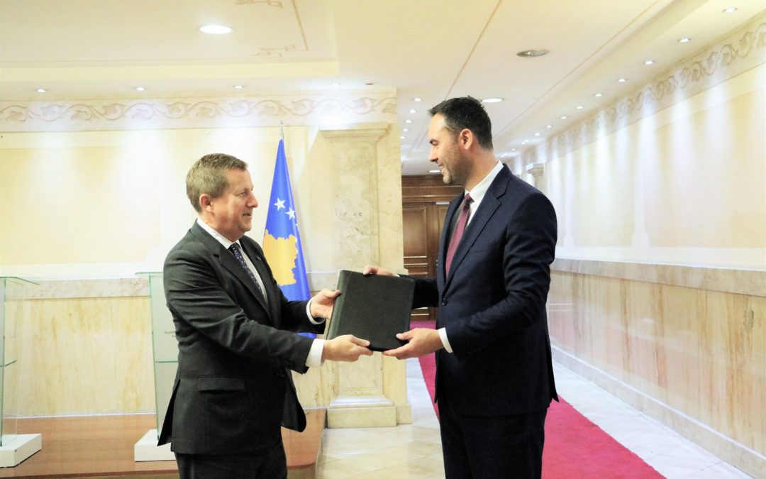 Konjufca pranon Raportin e Komisionit Evropian për Kosovën nga Szunyog