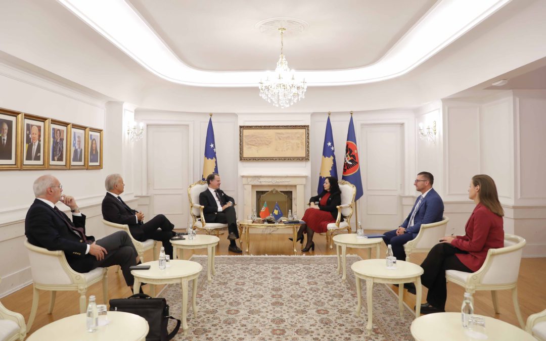 Presidentja Osmani me delegacionin portugez diskuton për raportet ndërshtetërore dhe procesin e liberalizimit të vizave