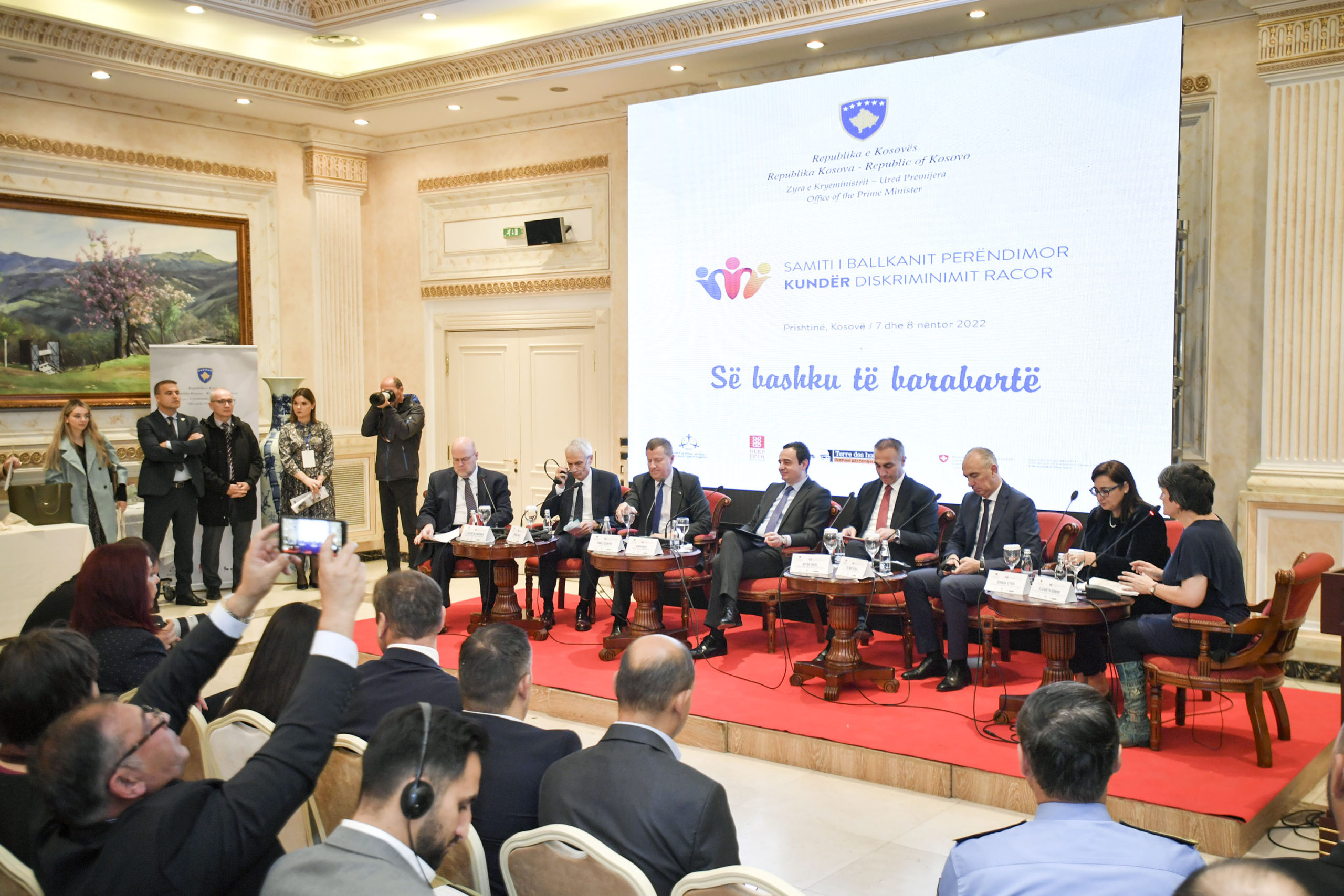 Albin Kurti mori pjesë në Samitin e Ballkanit Perëndimor kundër Diskriminimit Racor