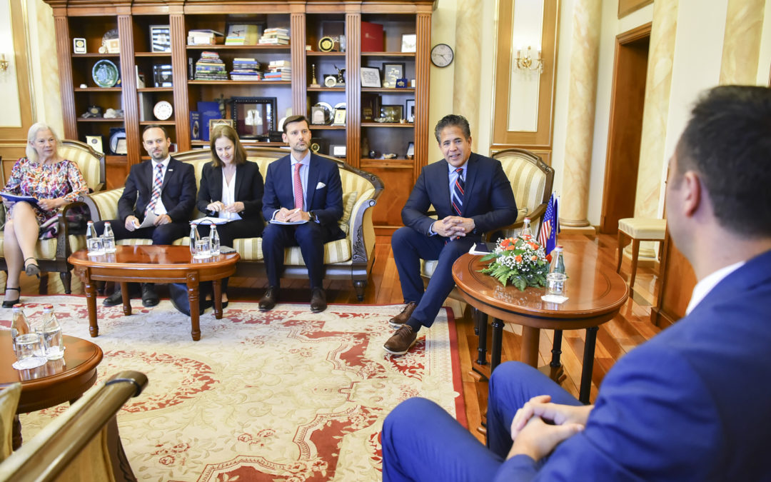 Konjufca pret në takim delegacionin e Komisionit të Partneritetit për Demokraci të Kongresit të ShBA-së