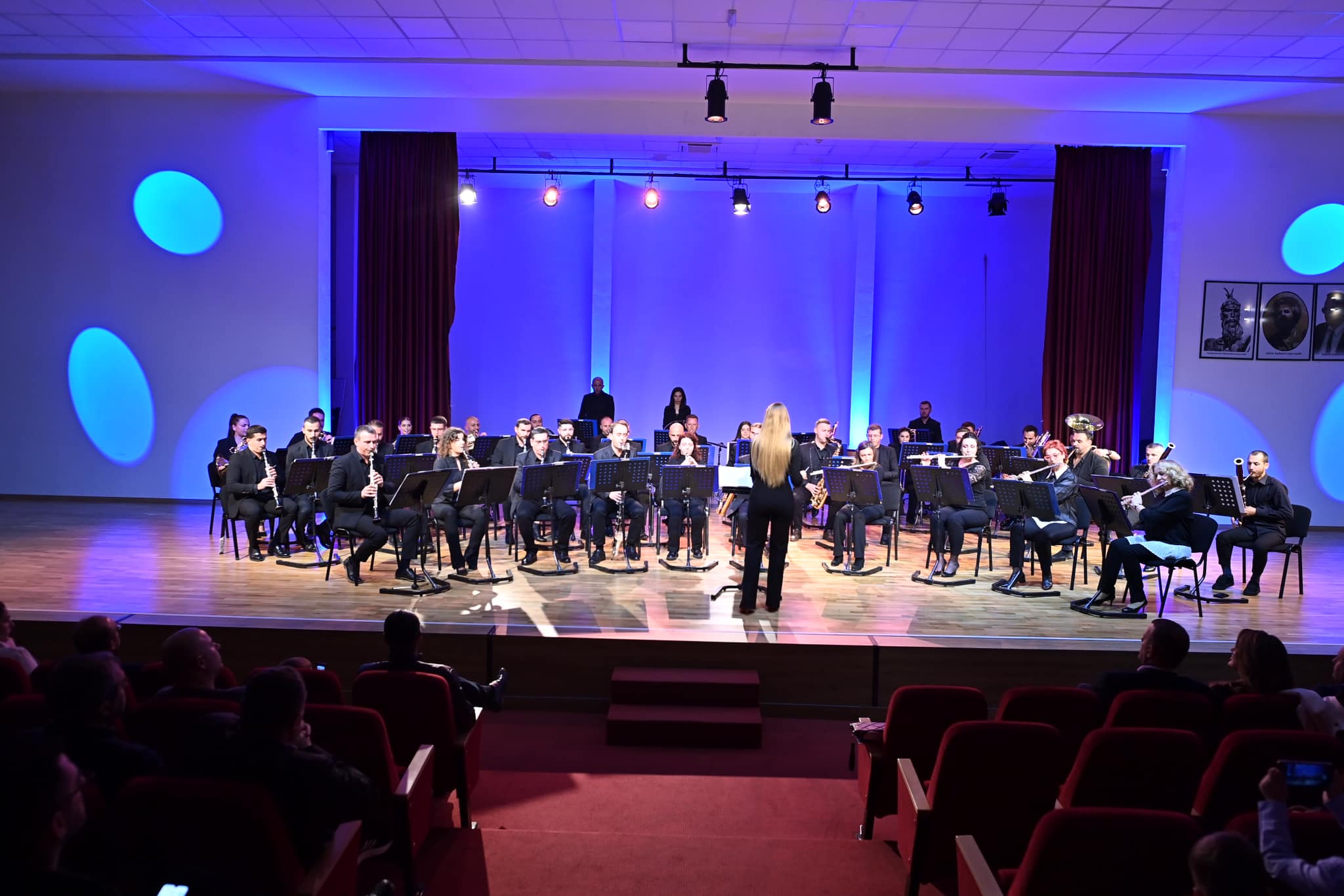 Orkestra Frymore e Filharmonisë ne Obiliq