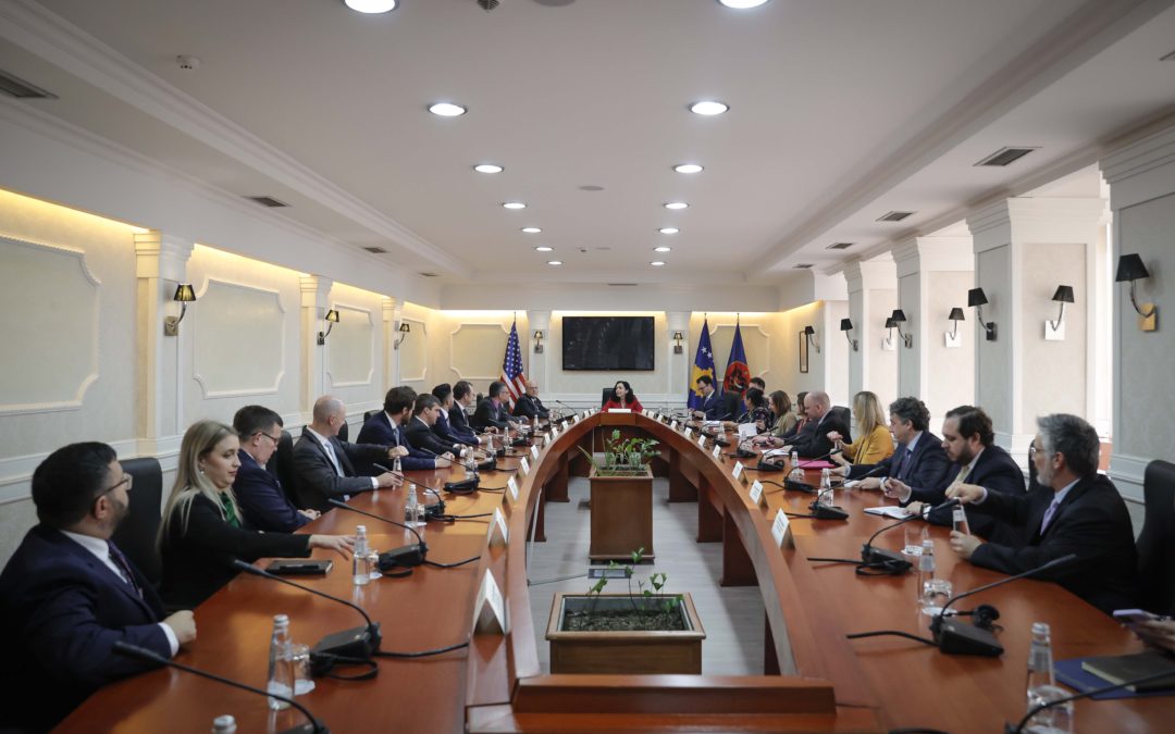 Osmani- Hovenier: Përkushtim i institucioneve të Kosovës për partneritet të palëkundur me ShBA, aleaten kryesore të vendit tonë