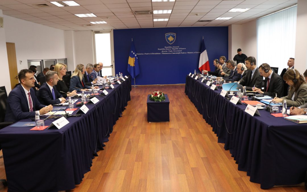 Franca e kënaqur me bashkëpunimin dhe shkëmbimin e informatave me Kosovën në fushën policore e të migracionit