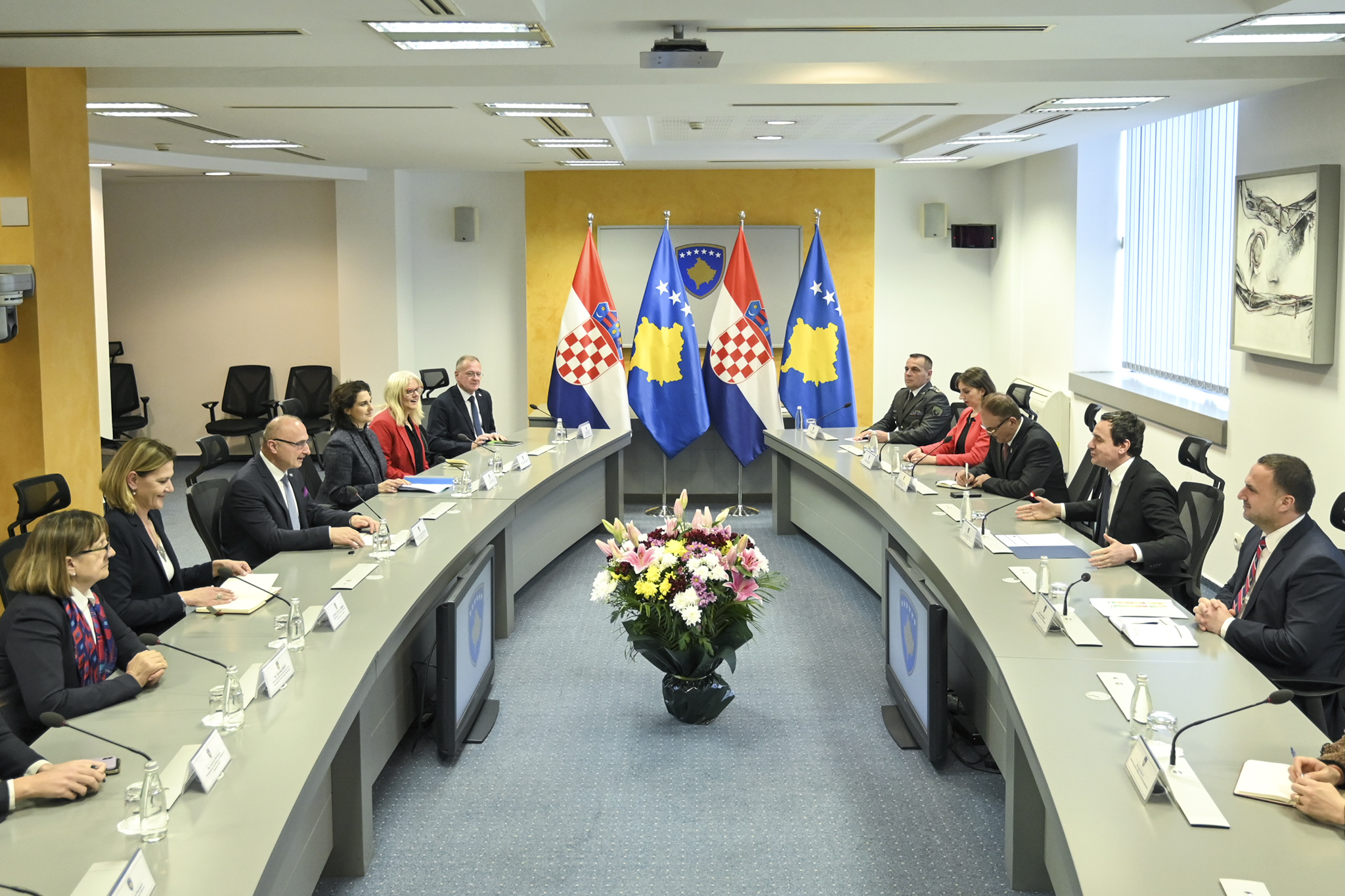 Kurti- Radman: Kroacia përkrah Kosovën në anëtarësimin e saj në organizata ndërkombëtare dhe kandidimin në BE