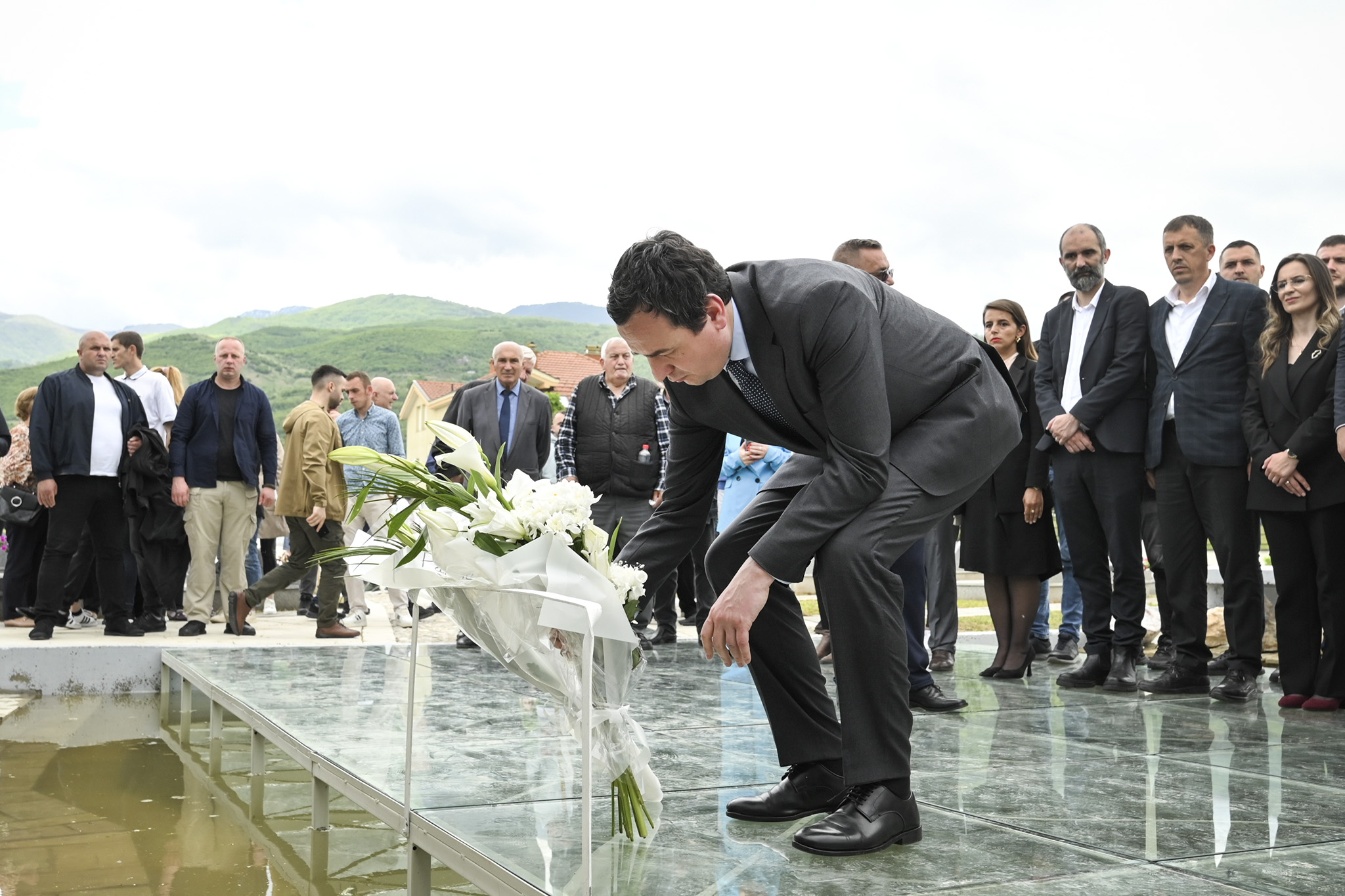 Kurti në Korishë: Shteti i Kosovës do të kujdeset maksimalisht për trashëgiminë e luftës në Kosovë