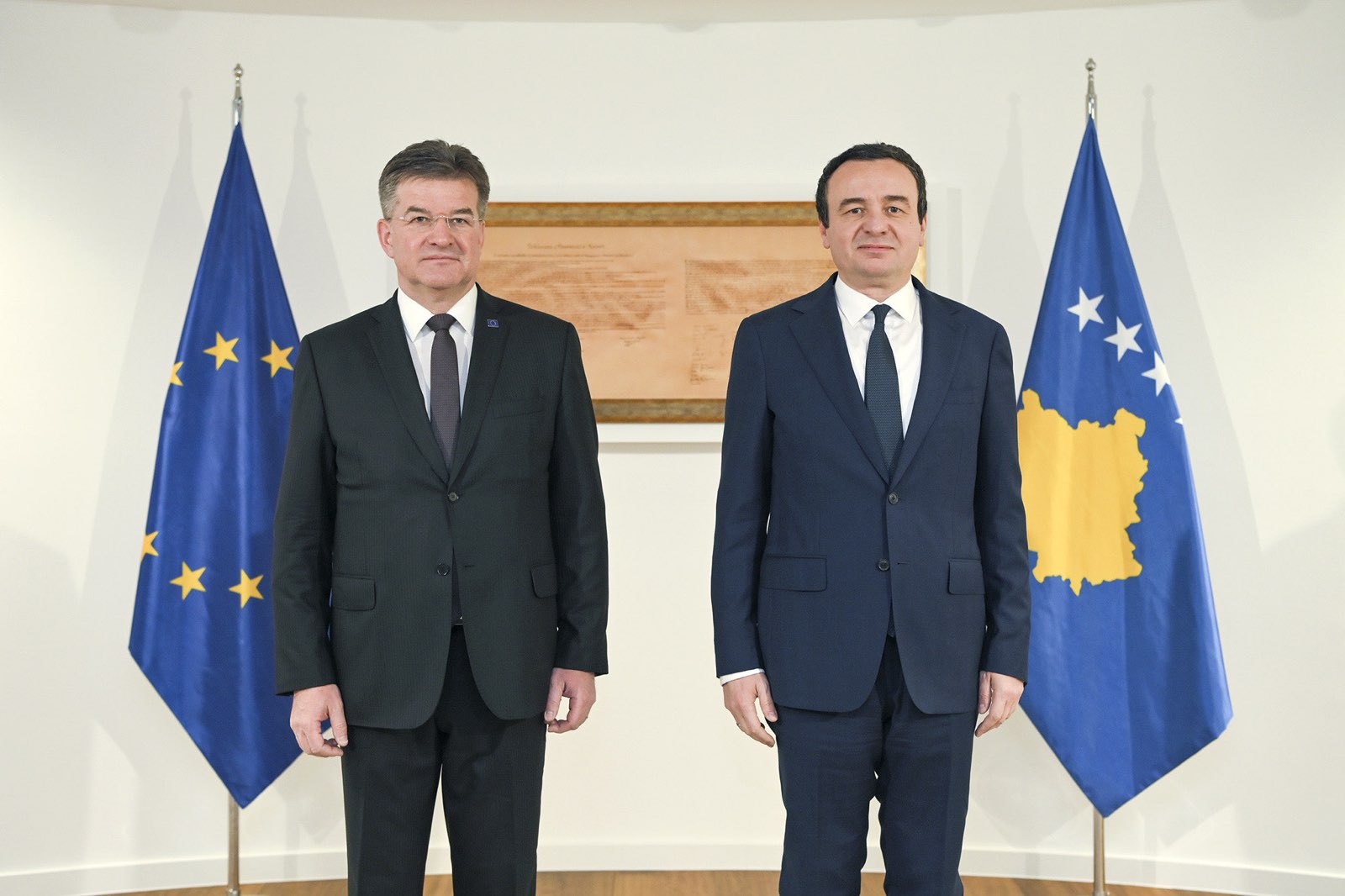 Kurti- Lajčák: BE ta mbajë Serbinë përgjegjëse për shkeljet e vazhdueshme të marrëveshjes së arritur