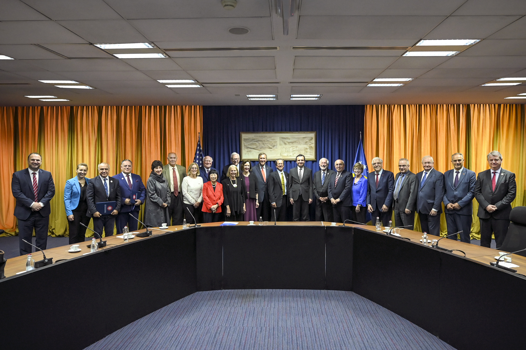 Kurti mirëpret delegacionin e Këshillit të Ambasadorëve Amerikanë, ShBA partner dhe aleat kyç i Kosovës