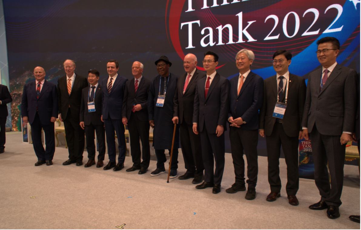 Kryeministri Kurti po merr pjesë në Samitin e Paqes 2023 në Seul të Koresë së Jugut, të organizuar nga Federata e Paqes Universale