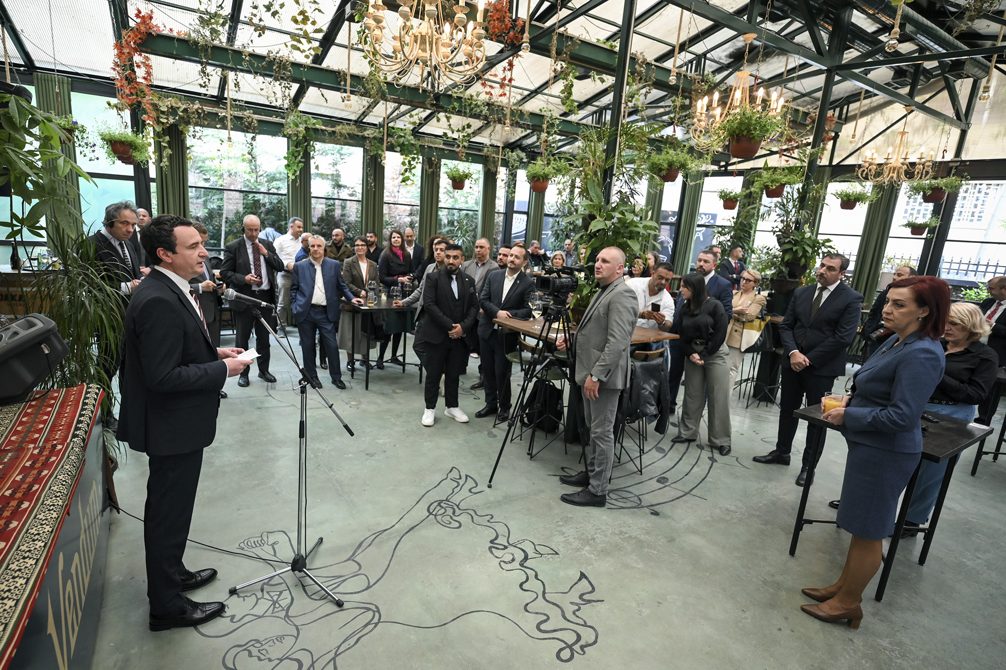 Kryeministri Kurti: Komunitetet dhe diversiteti janë pasuri për Kosovën