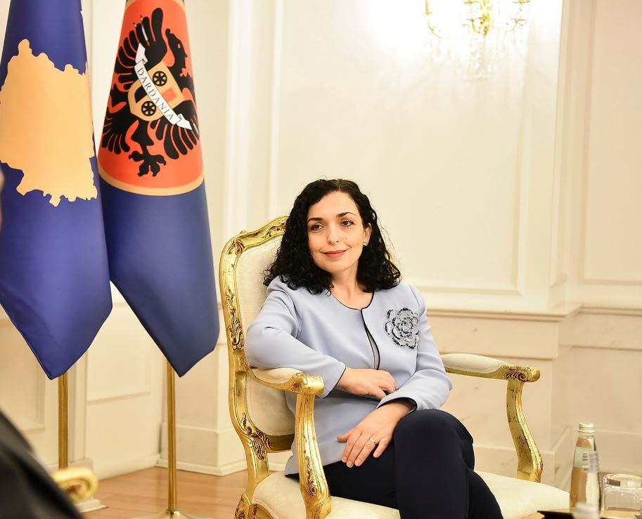 Presidentja Osmani: Bashkëpunimi dhe dialogu mes partive politike janë thelbësore për t’i përballuar sfidat aktuale