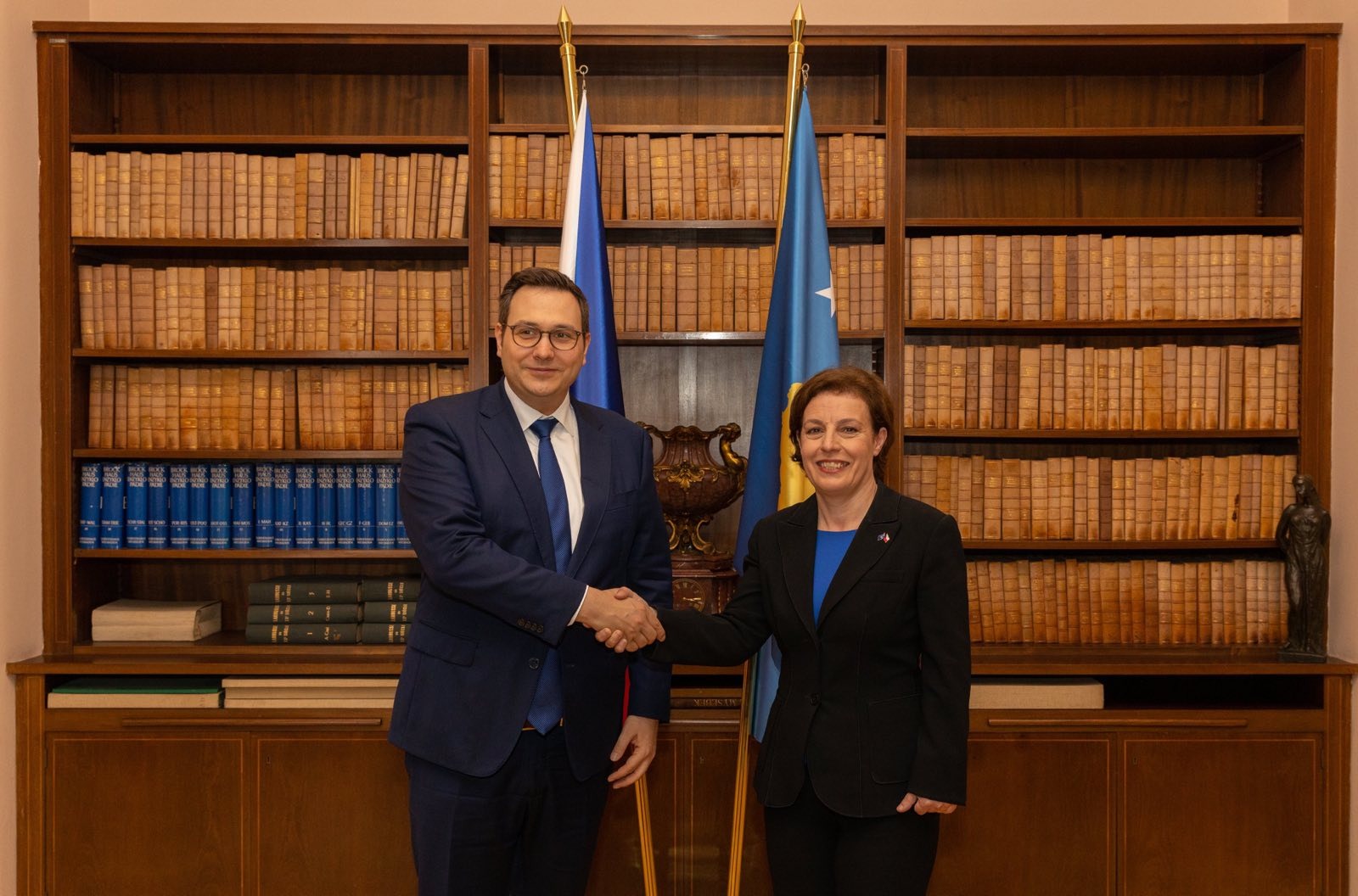 Gërvalla- Lipavský, konsideron Çekinë aleate të rëndësishme me të cilën ndanë vizion të përbashkët për paqe