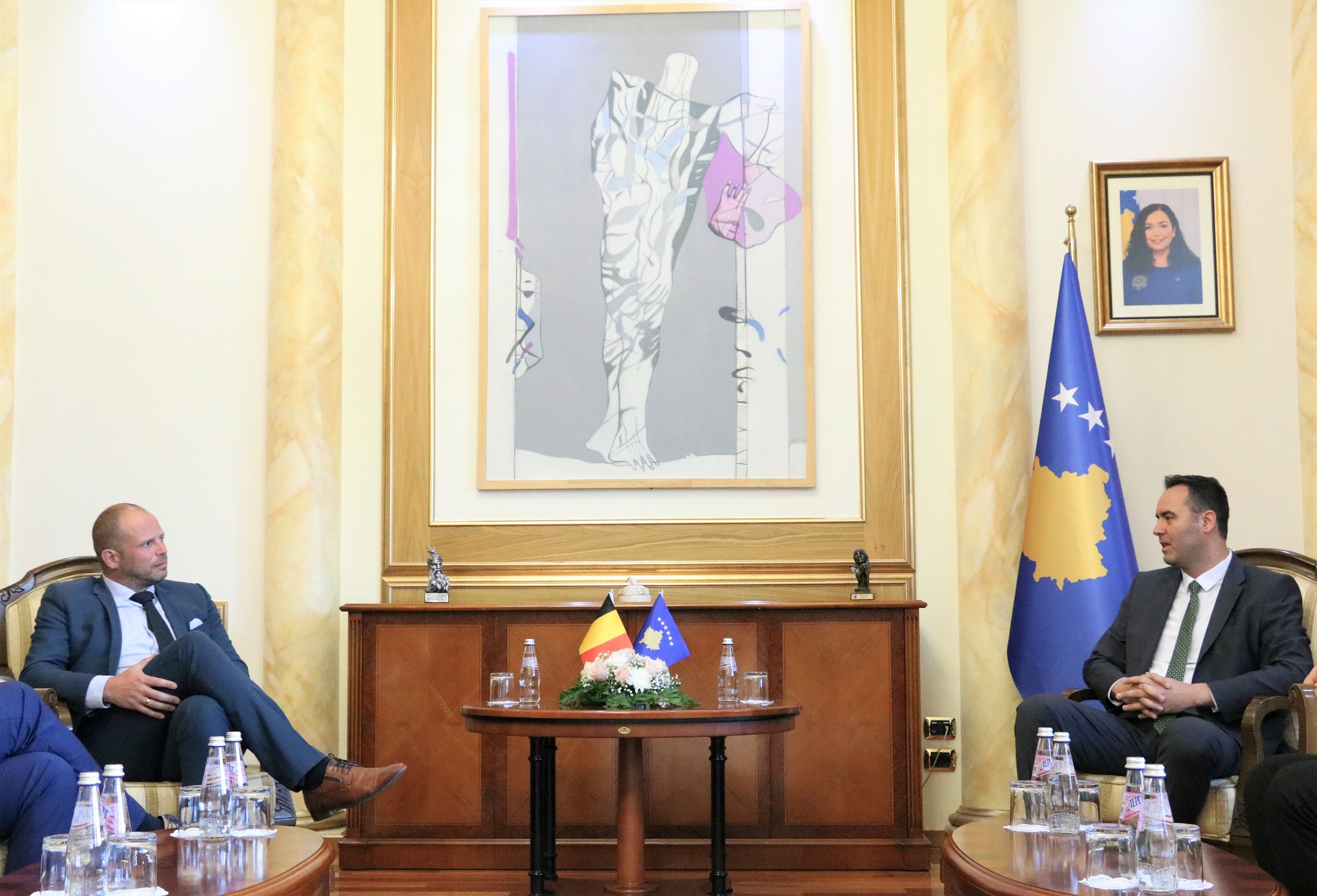 Konjufca pret një delegacion nga Parlamenti Federal i Belgjikës në Asamblenë Parlamentare të NATO-s