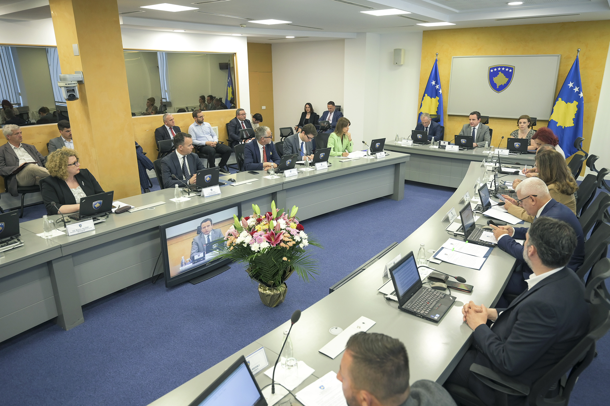 Qeveria miraton programin për mbrojtjen e konsumatorëve të cenueshëm të energjisë elektrike 2023-2024