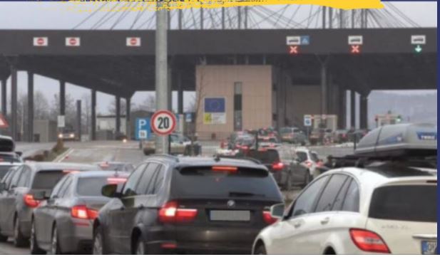 Policia apelon: Përpos kufirit në Merdar të shfrytëzohen pikat e tjera kufitare, shkak pritjet e gjata