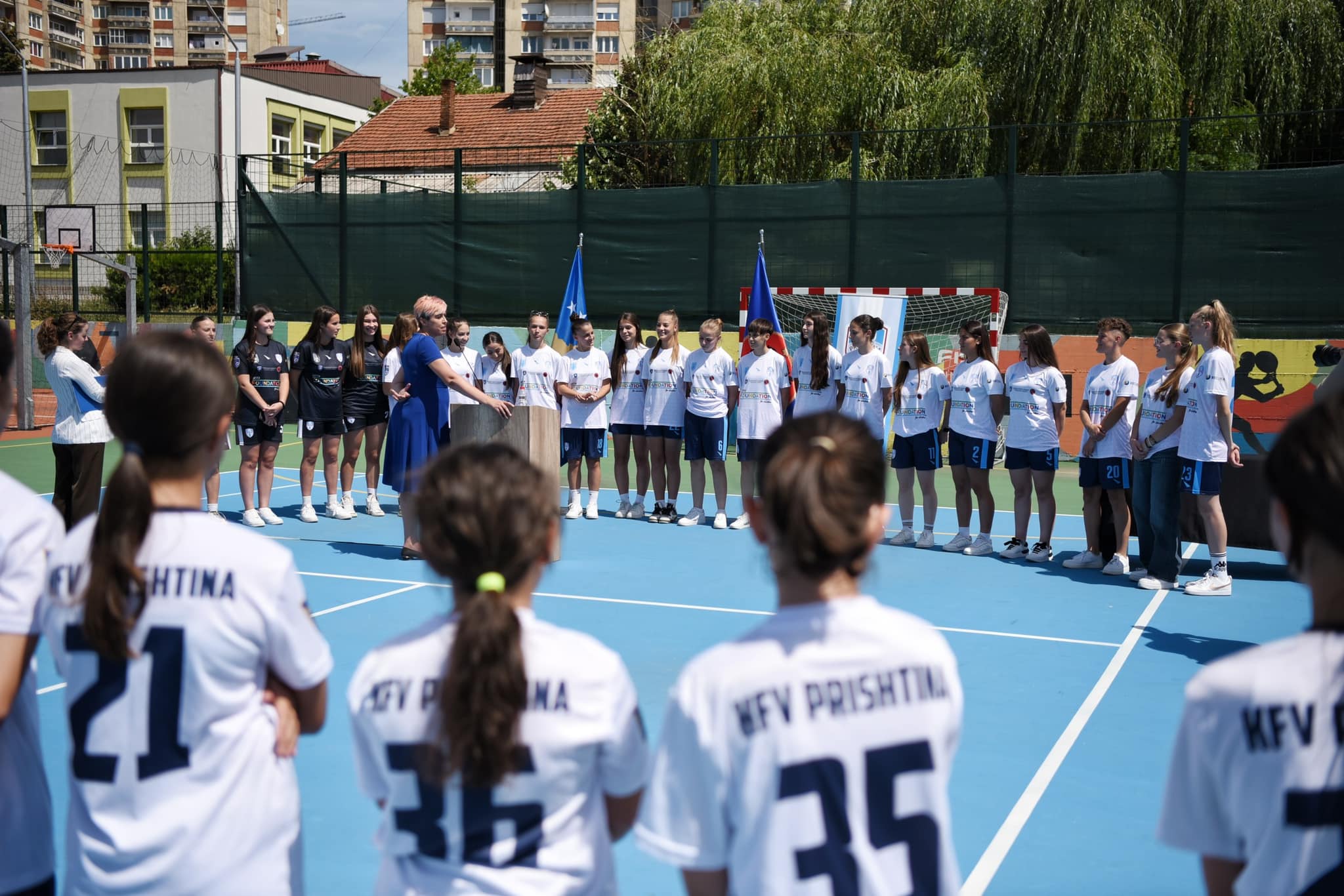 MKRS: Dita e Rinisë me vajzat futbolliste