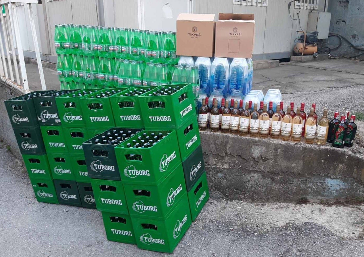 Policia parandalon kontrabandën me mallra në brezin kufitar me Serbinë