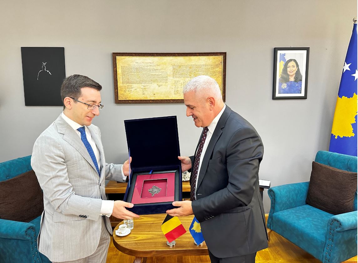 Sveçla pret në takim lamtumirës Sassel: Gatishmëri e Belgjikës për zgjerim të bashkëpunimit në fushat që mbulon MPB