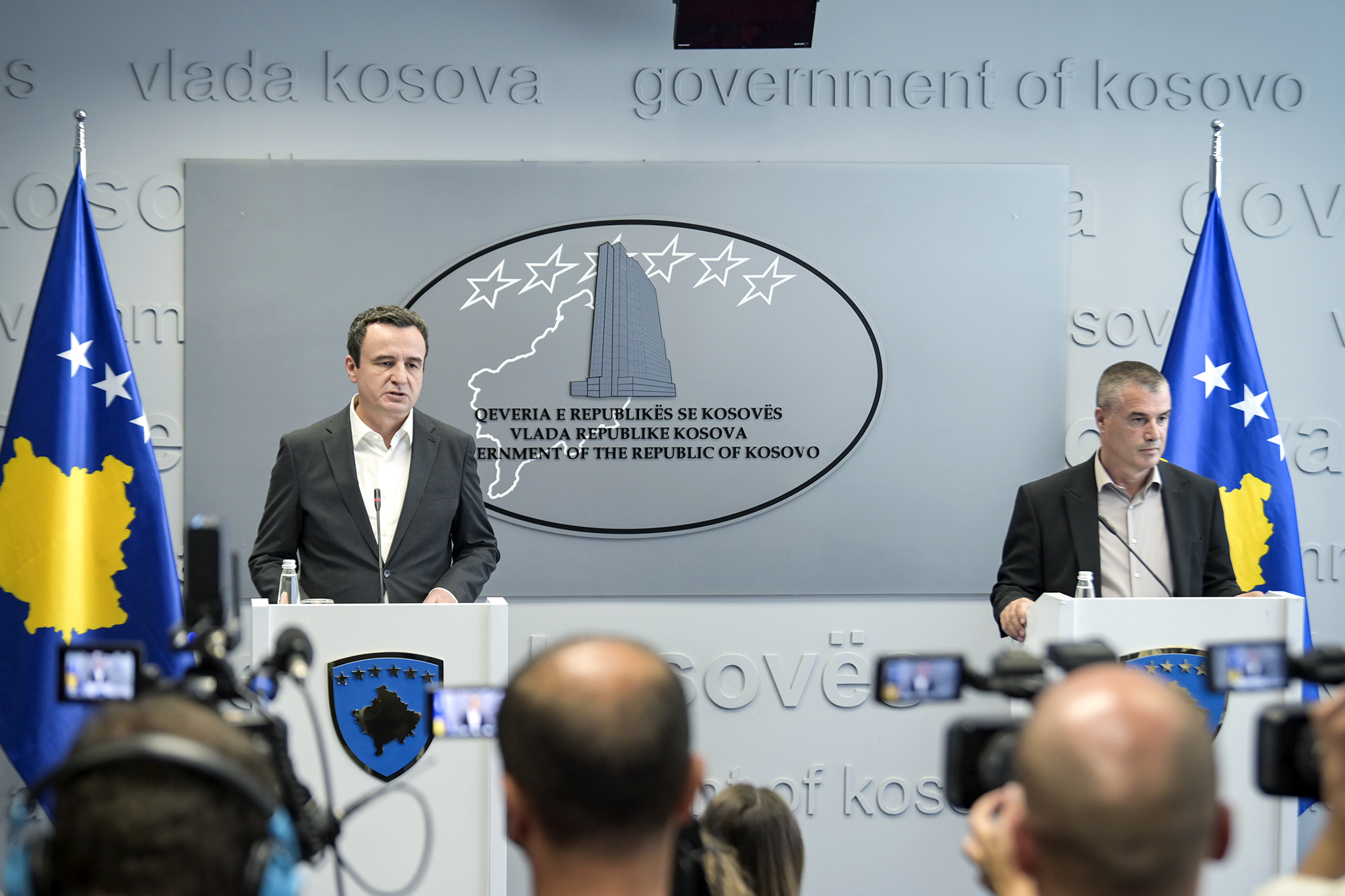 Kurti: Kosova është vend demokratik, i përket të gjithëve pa dallim etnie dhe cenimet e sigurisë e paqes janë të pa tolerueshme