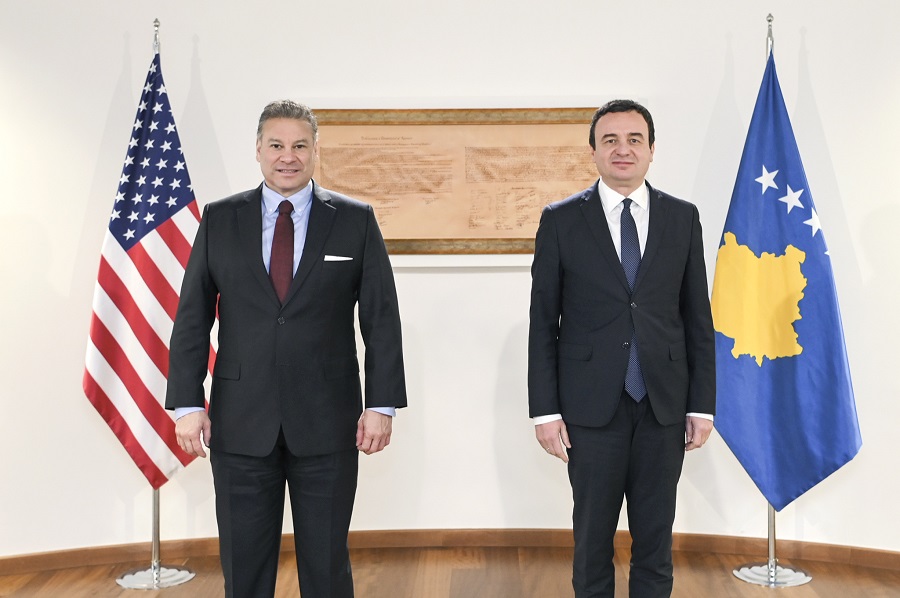 Kurti bisedon me Escobar për rëndësinë e zbatimit të shpejtë dhe të plotë të marrëveshjes bazike dhe aneksit të saj