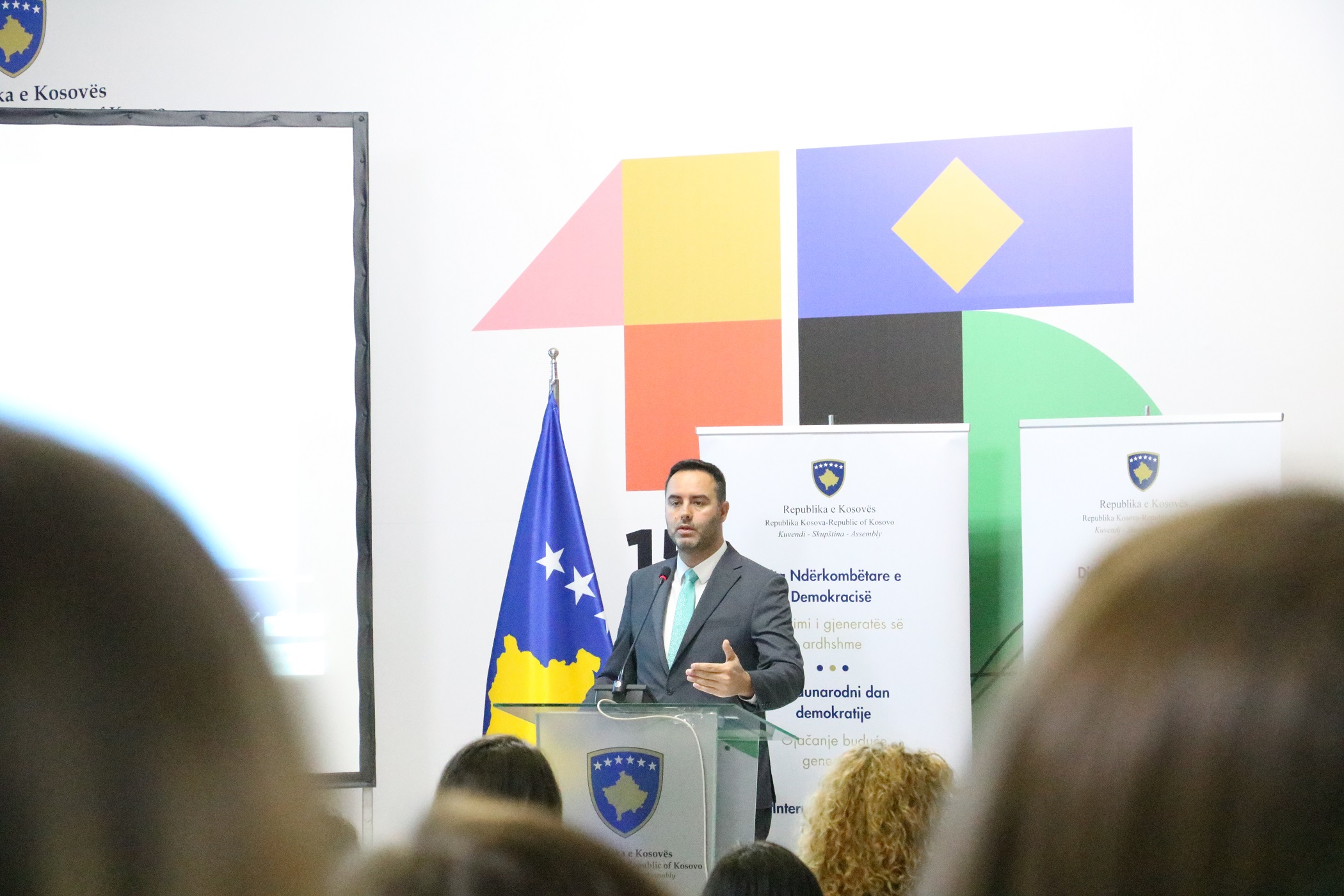 Konjufca: Përfshirja e të rinjve është thelbësore për demokracinë