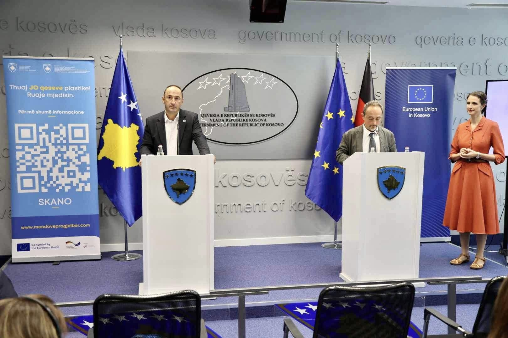 MMPHI: BE dhe Qeveria Gjermane mbështesin Kosovën për aktin nënligjor për zbatimin e fushatës, reduktimi i qeseve plastike