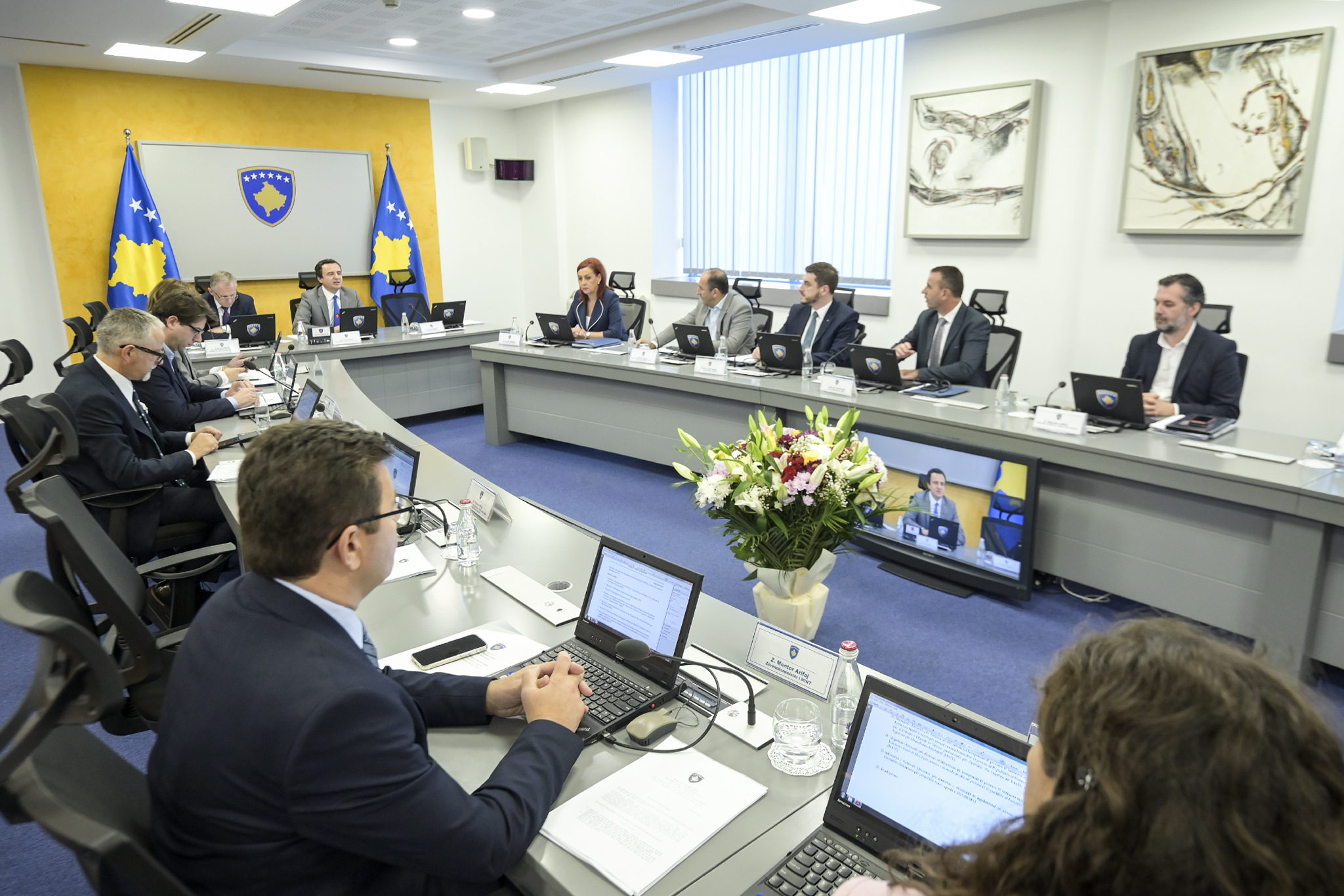 Qeveria e Kosovës zgjat afatin për regjistrimin e veturave, deri më 15 dhjetor