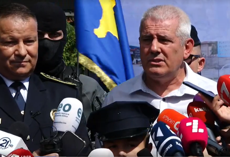 Sveçla: U jemi falënderues secilit që në uniformën e Policisë ju ka shërbyer qytetarëve tanë e Republikës sonë