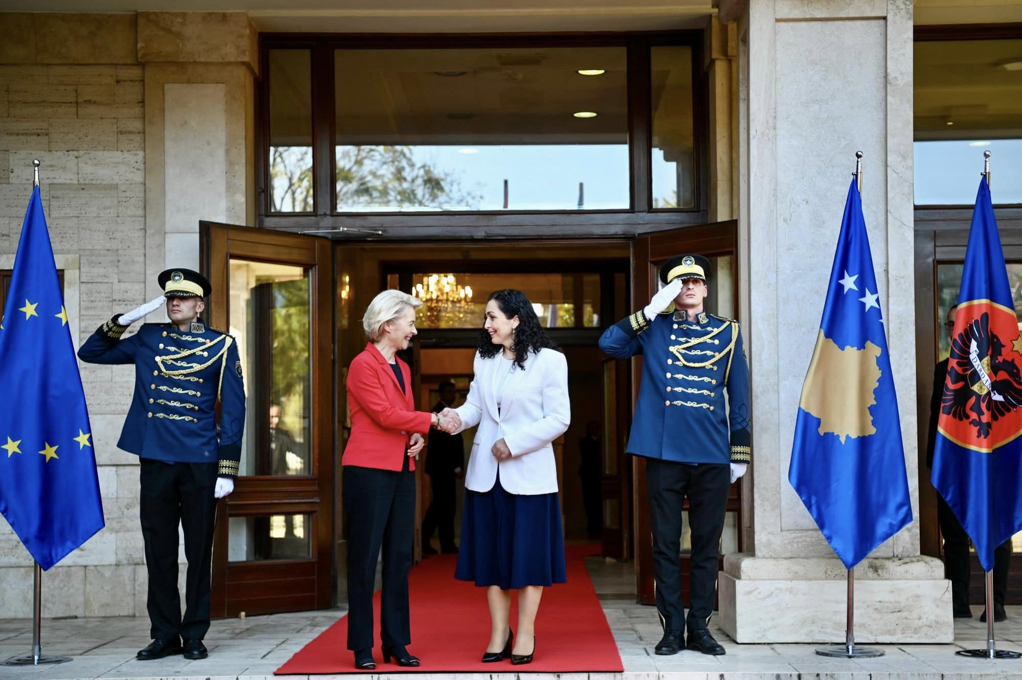 Osmani në takim me von der Leyen: Ritheksohet nevoja për heqjen e masave të BE-së ndaj Kosovës