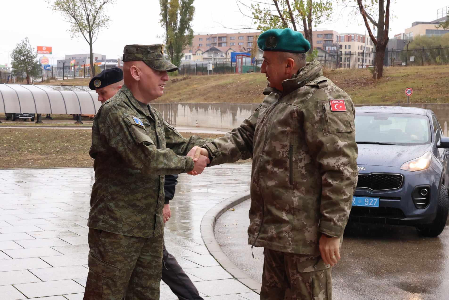 Gjeneralët Jashari dhe Ulutaş, konfirmuan gatishmërinë për vazhdim të bashkëpunimit mes FSK-së dhe KFOR-it